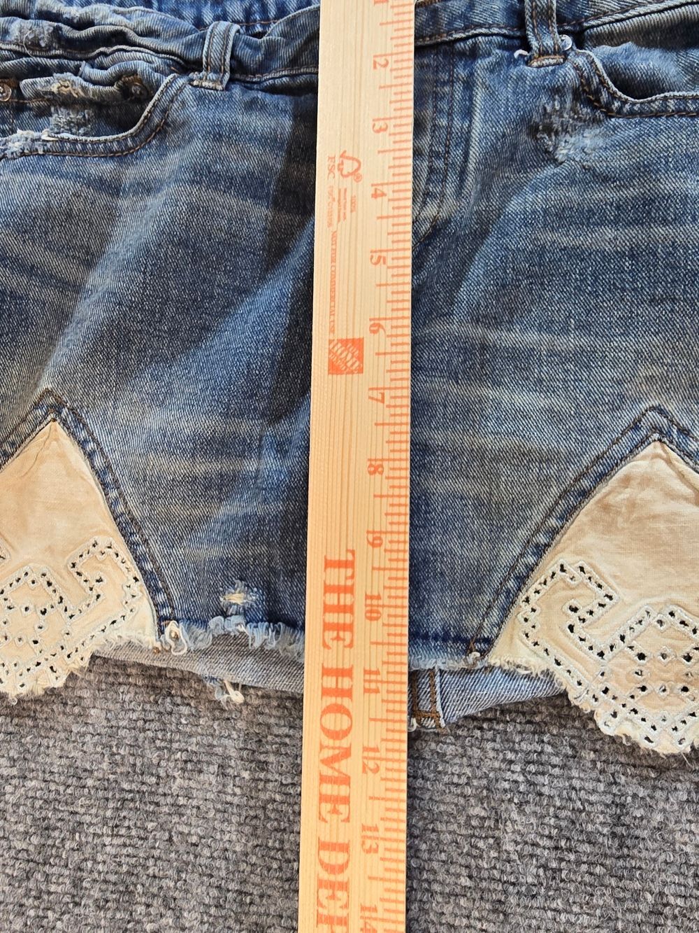 Free People Denim Mini Skirt Womens 6 Blue Lace Inset Boho Festival - Picture 5 of 8